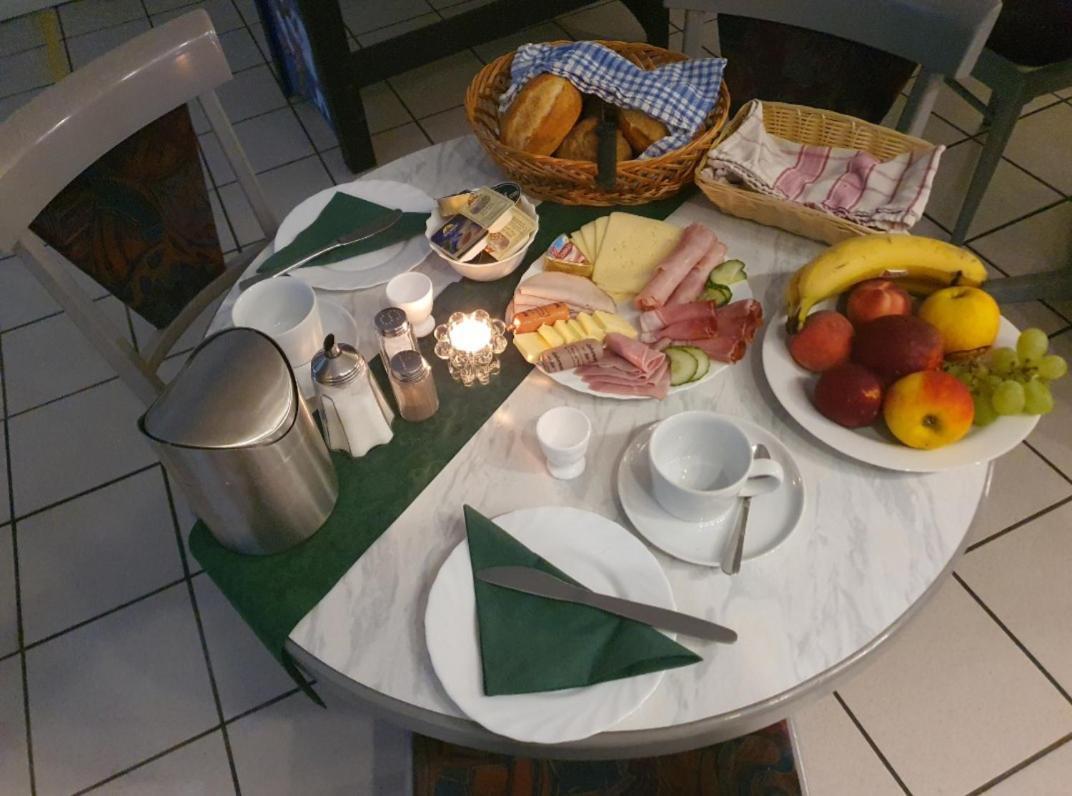 Numero1-Pension Und Cafe Rubeland Esterno foto