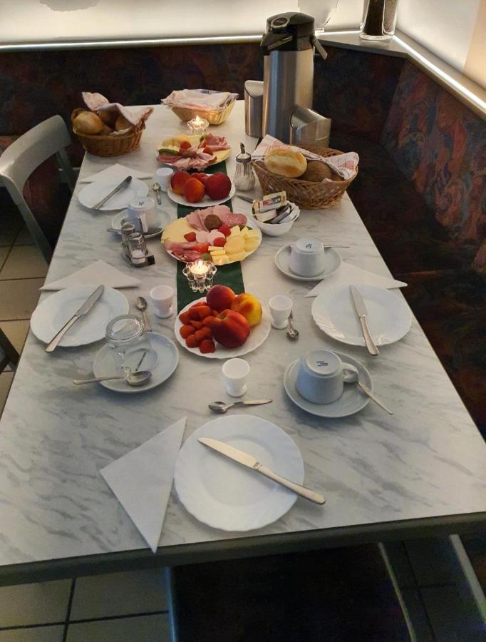 Numero1-Pension Und Cafe Rubeland Esterno foto